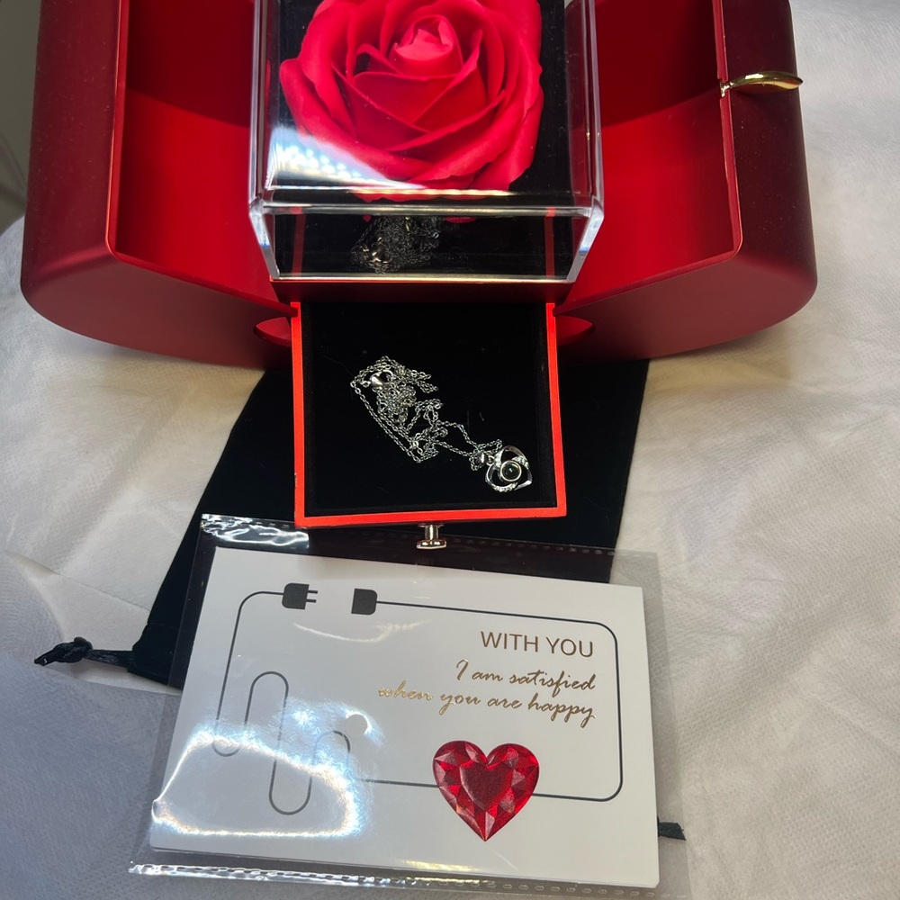 Elegant Rose Gift Box with Necklace